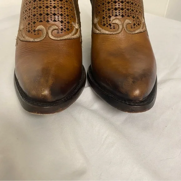 Cuadra Embroidered Brown Western Bootie Block Heel Size 8.5 - Picture 11 of 12